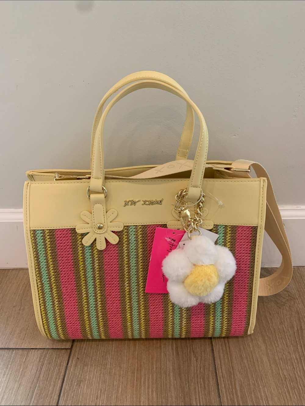 Summer daisy purse with Floral Charm